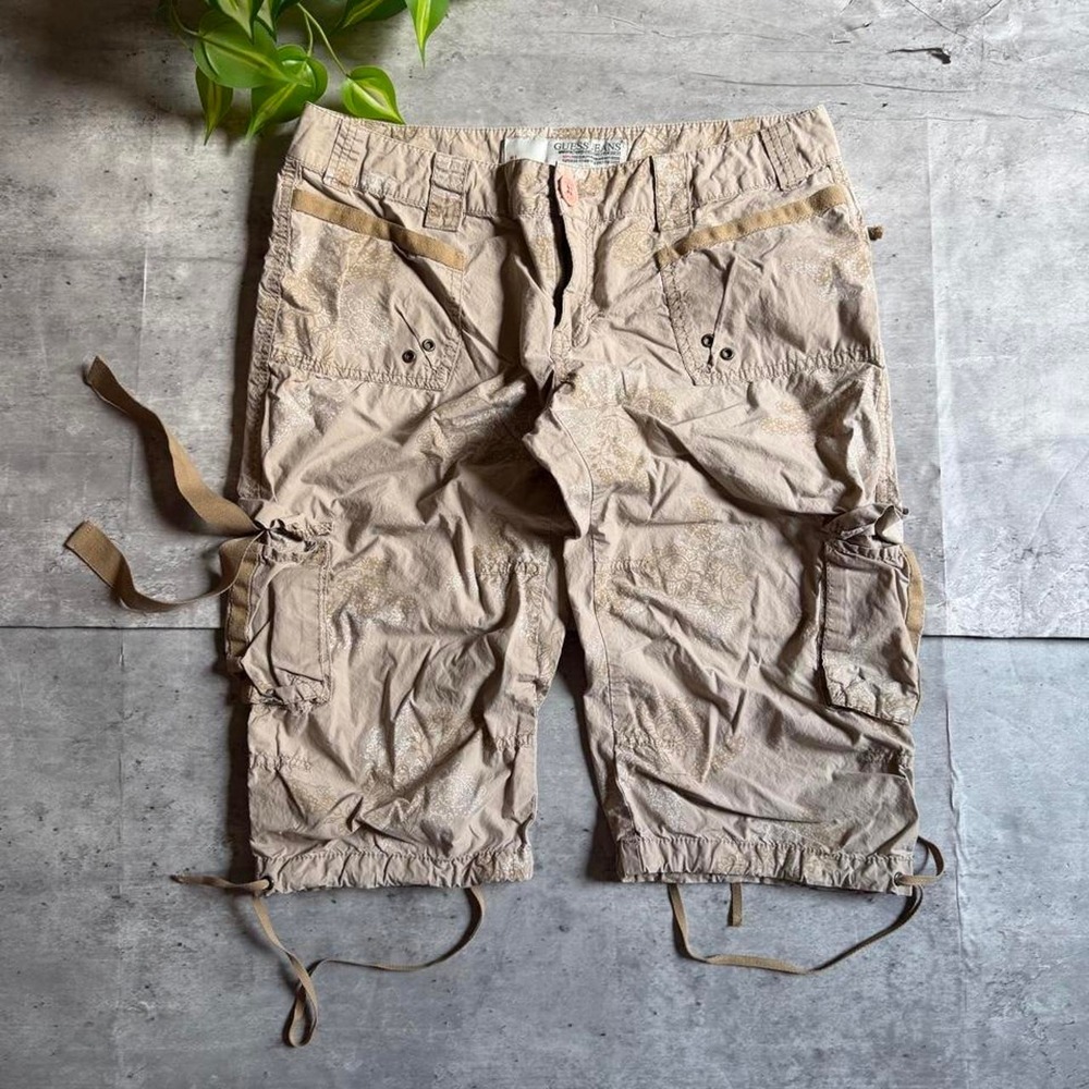 2000s‎ Y2K cream cargo capris with adjustable leg openings